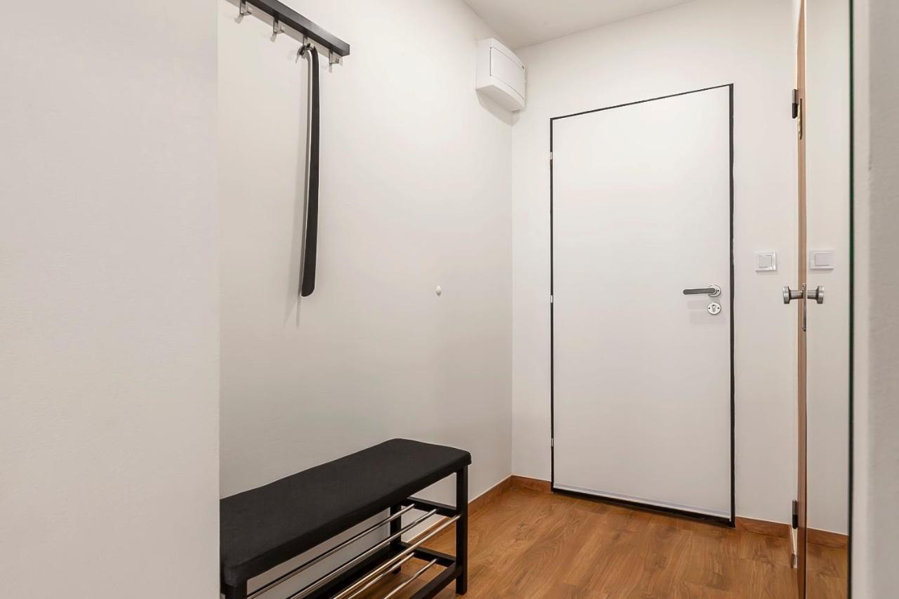 Apartamento Popular Location / Street View / 4 Ppl / Netflix