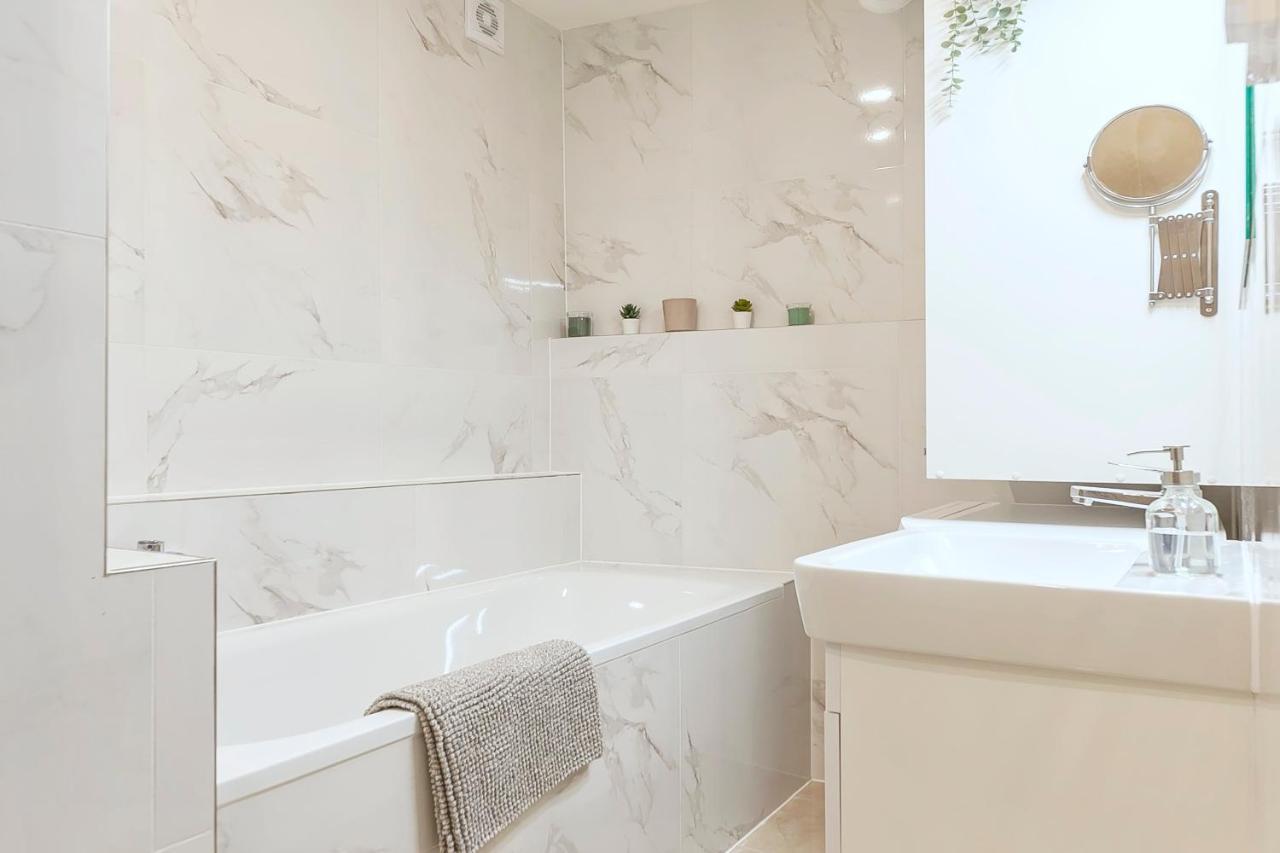 Apartamento Popular Location / Street View / 4 Ppl / Netflix *